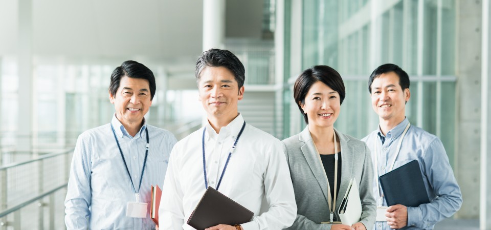 BtoB企業のための 2025年SNS活用戦略 ― 信頼を育てる“つながり”の作り方 ―